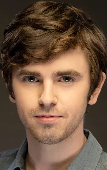 Фотография актёра Фредди Хаймор (Freddie Highmore)