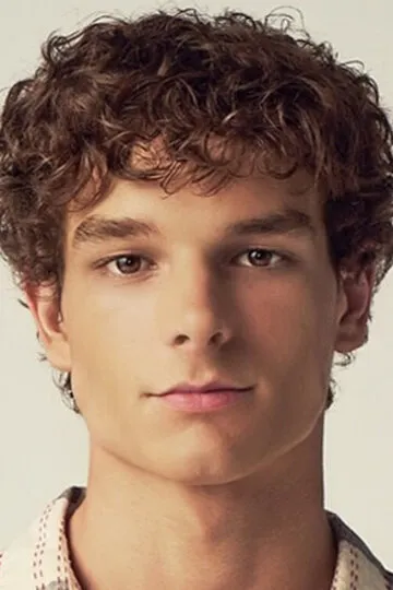 Фотография актёра Мэйсон Темз (Mason Thames)