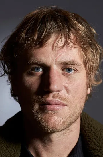 Фотография актёра Джонни Флинн