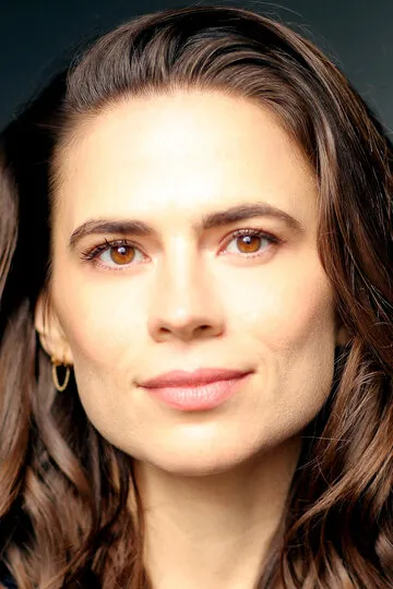 Фотография актёра Хейли Этвелл