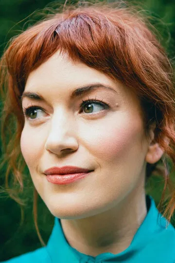 Фотография актёра Бритт Лауэр (Britt Lower)