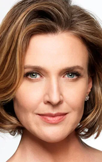 Фотография актёра Бренда Стронг (Brenda Strong)